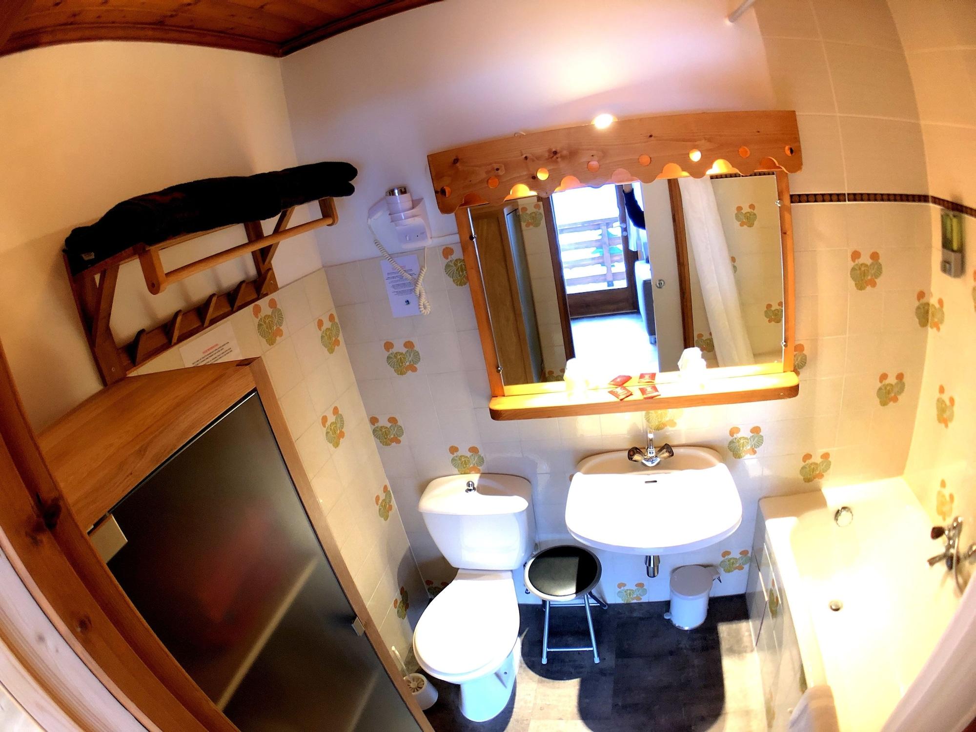 Hotel Le Soly Morzine Exteriör bild