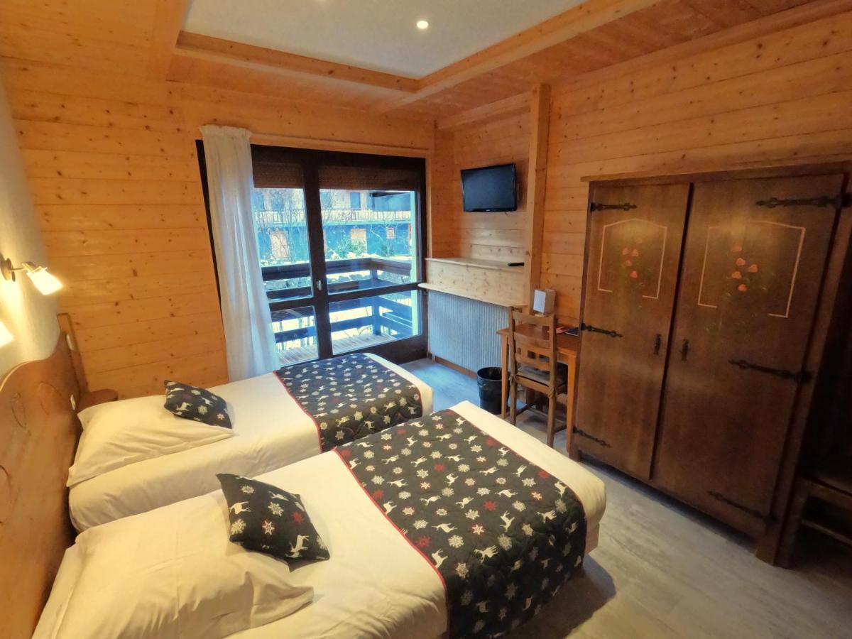 Hotel Le Soly Morzine Exteriör bild