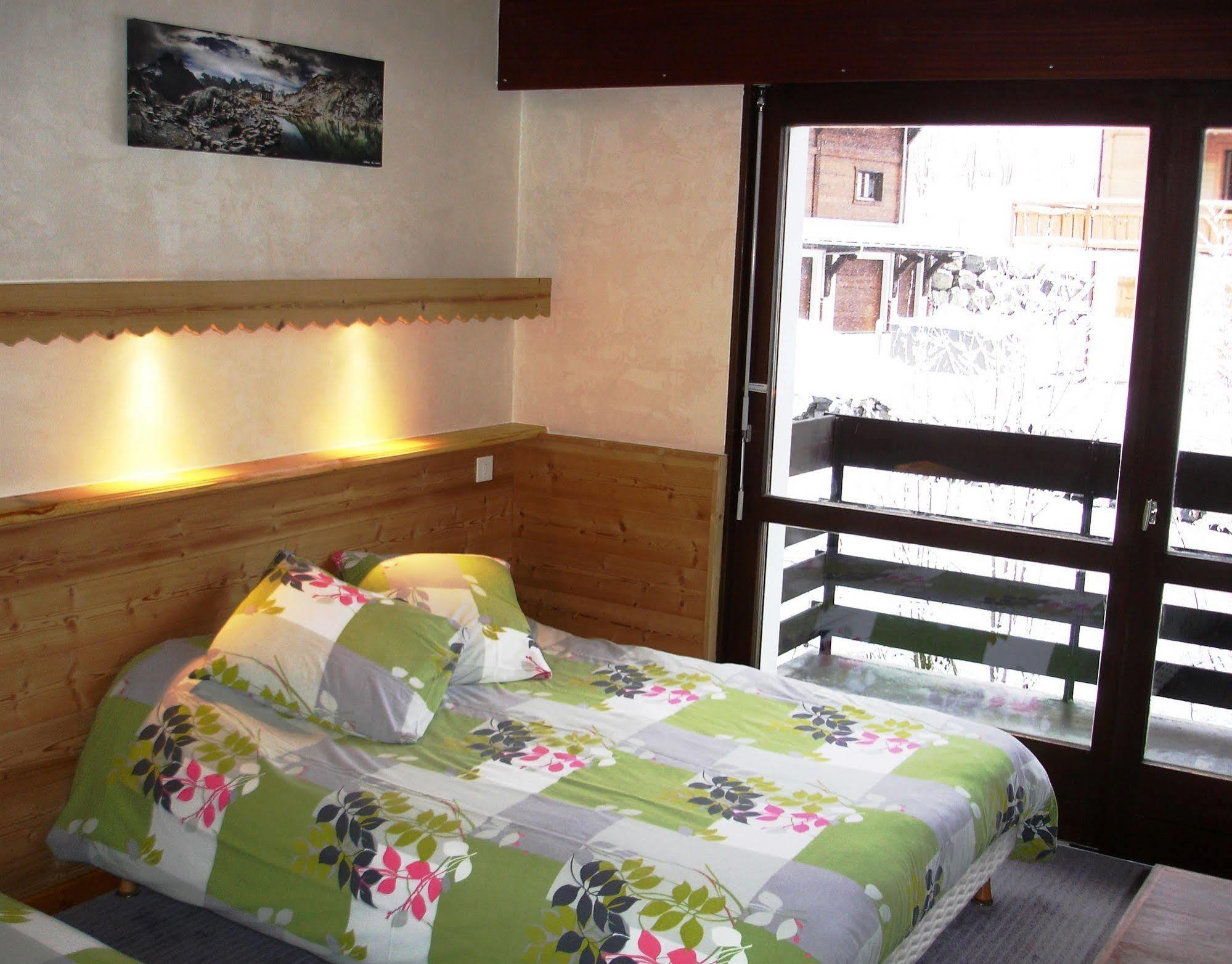 Hotel Le Soly Morzine Exteriör bild
